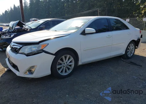 2013 Toyota Camry Xle V6 z USA, uszkodzony, nr VIN 4T1BK1FK2DU021444